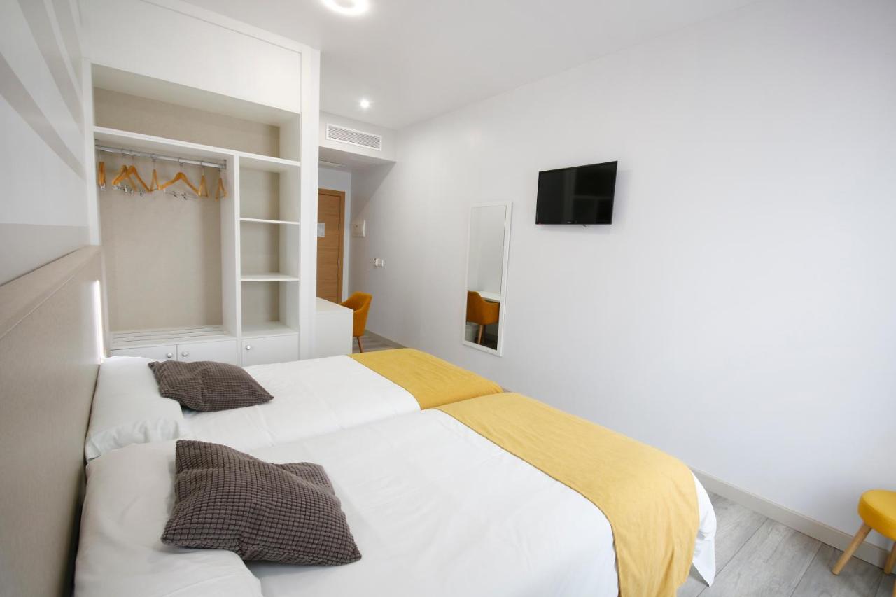 Hotel Leo مونيستيرايو المظهر الخارجي الصورة