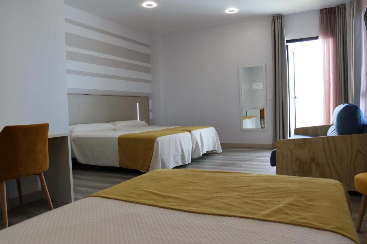 Hotel Leo مونيستيرايو المظهر الخارجي الصورة